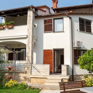 apartments-nena-pula.in-istria.net/
