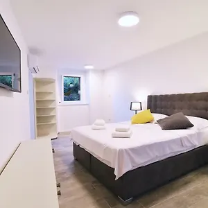 In Te Domine Speravi Volosko, Apartament
