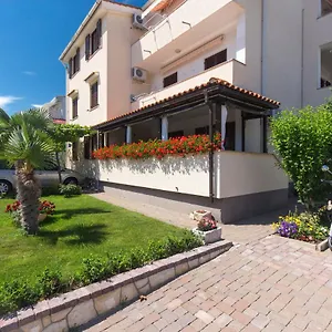 Dujmović Ivo 2 Apartament