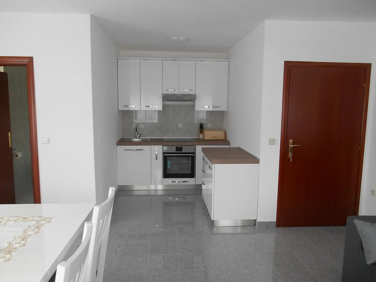 Apartments Diana Smrika
